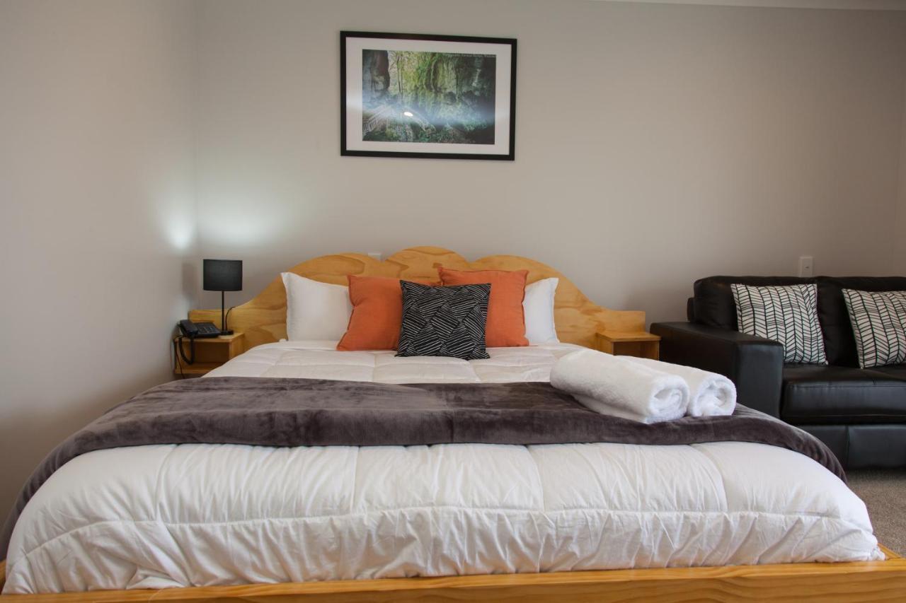 Otorohanga & Waitomo Motels Екстериор снимка